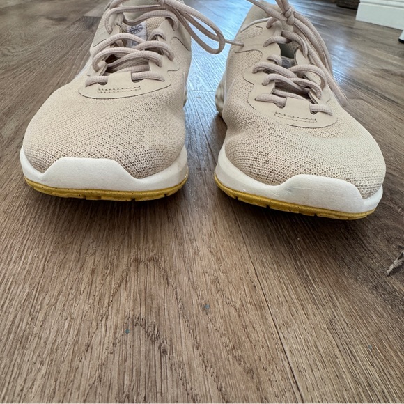 Nike Revolution 5 Sneakers Stone Beige Womens 9 Beige Tan Running Trainers - Picture 4 of 11